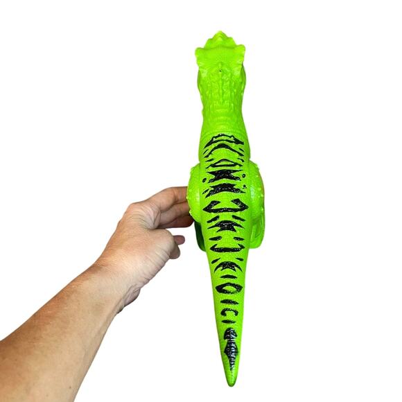 Robo Alive T-Rex Dinosaur Robotic Toy Green Walking Growling Tyrannosaurus Zuru - Picture 6 of 13